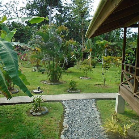 J And H Garden Cabinas Bocas Town Exterior foto