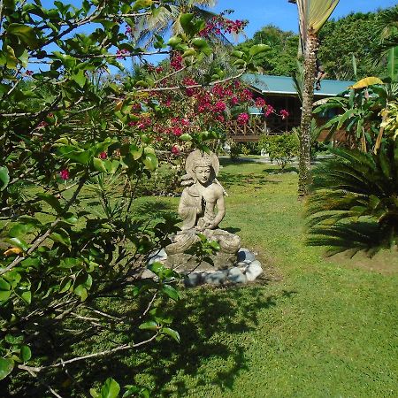 J And H Garden Cabinas Bocas Town Exterior foto