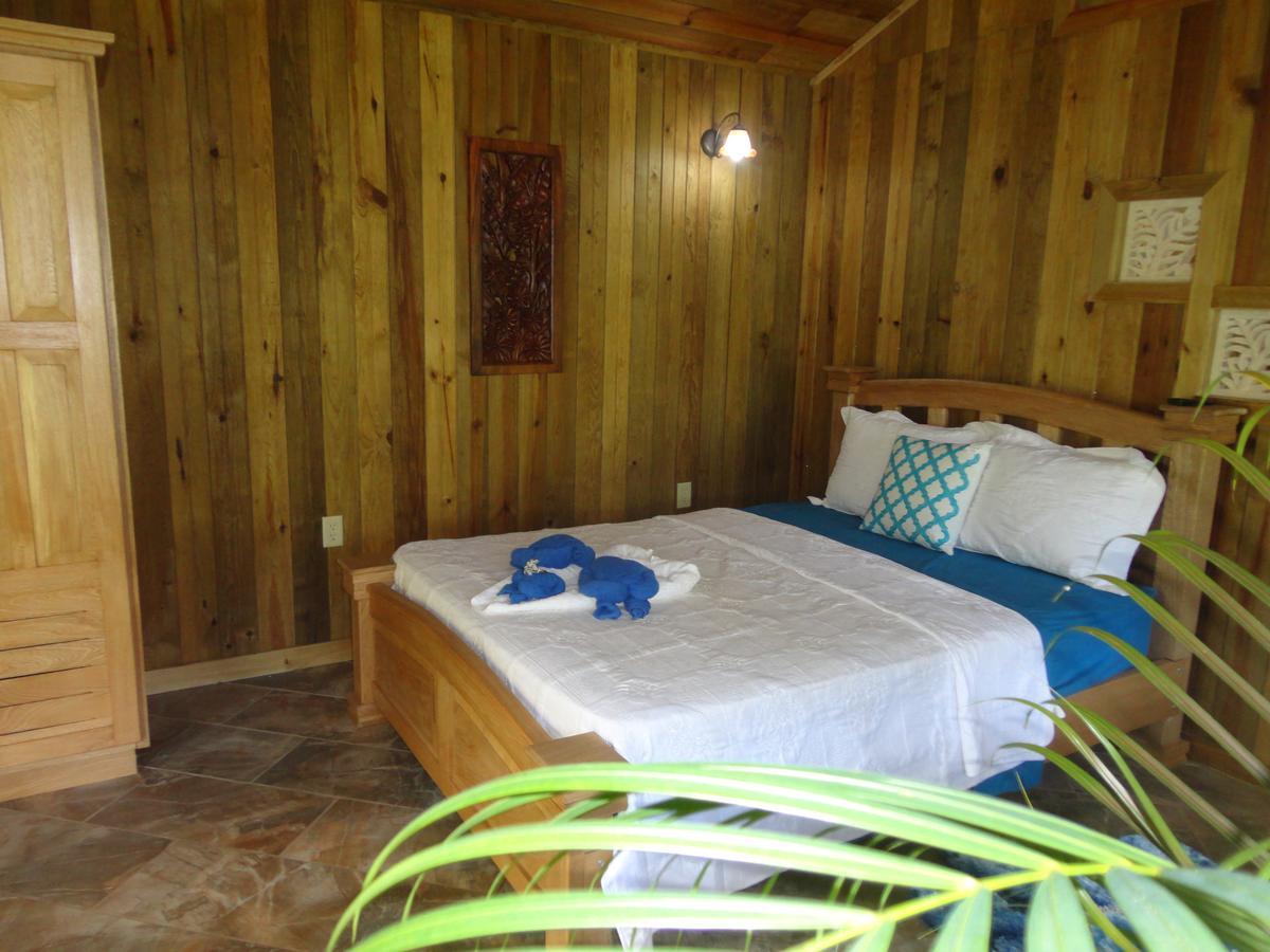 J And H Garden Cabinas Bocas Town Exterior foto