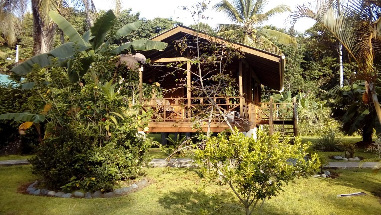 J And H Garden Cabinas Bocas Town Exterior foto