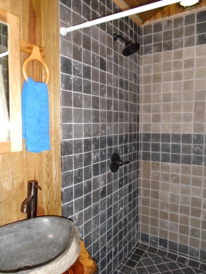J And H Garden Cabinas Bocas Town Exterior foto
